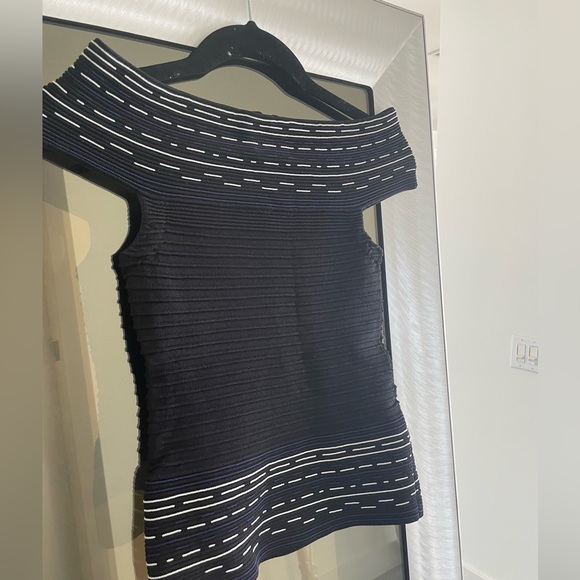 Ted Baker Diraz Bardot top like new - Picture 8 of 9